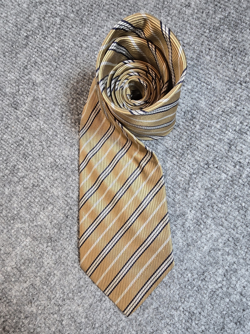 Hugo Boss Made in Italy Silk Tie Gold Black Striped Designer Necktie (Small Spot
